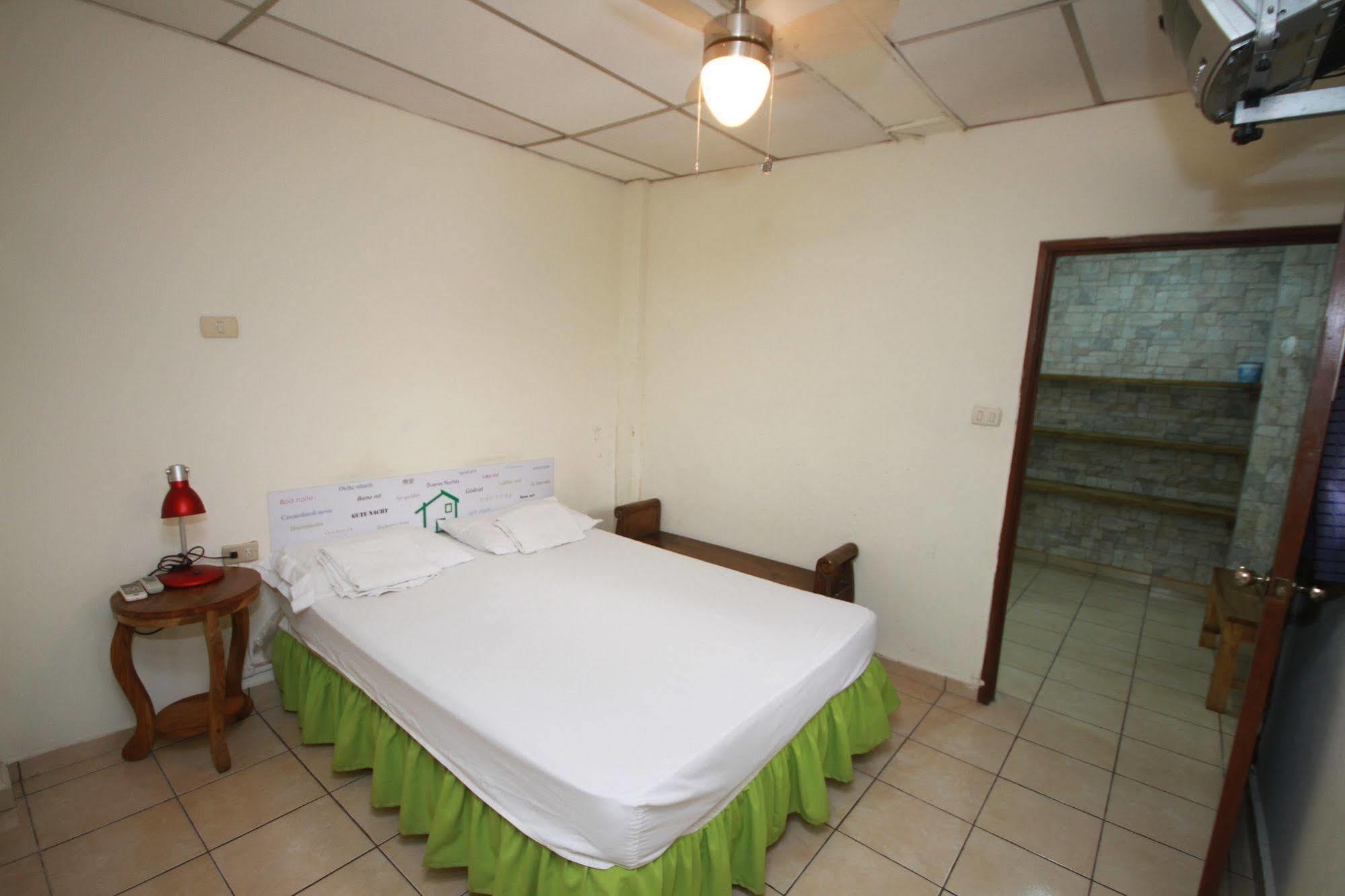 Hostal Casa Verde Santa Ana Extérieur photo